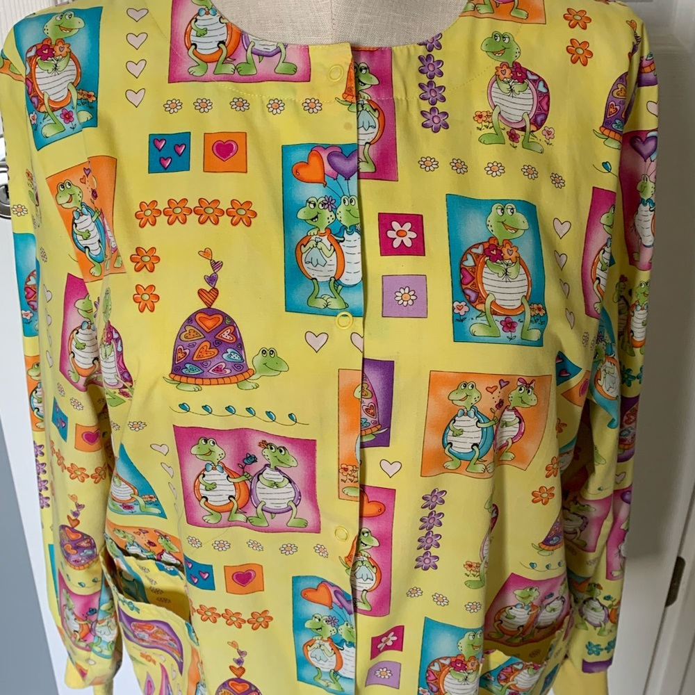 Scrub jacket turtles